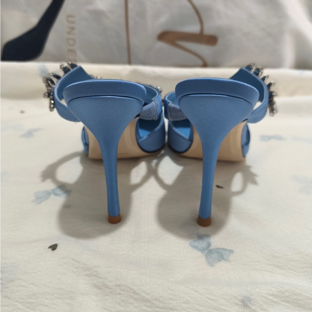 Manolo Blahnik Blue Crystal Embellished Pointed Toe Mules - Picture 7 of 9